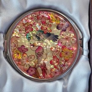 Clamshell Mirror made in Korea